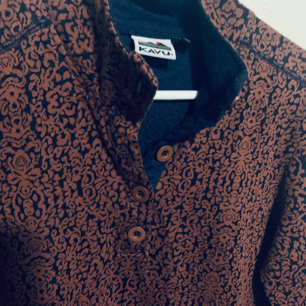 KAVU pullover - Picture 2 of 2
